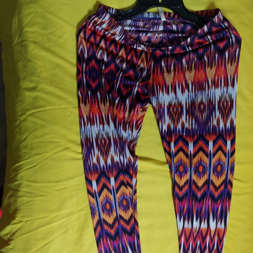 Aztec legging - Picture 2 of 2